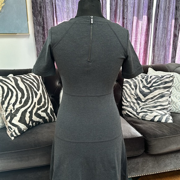 ATHLETA - Picture 3 of 3